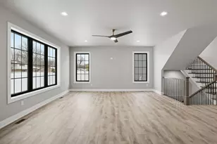 8201 Castle Dr, Munster, IN 46321 - Photo 10