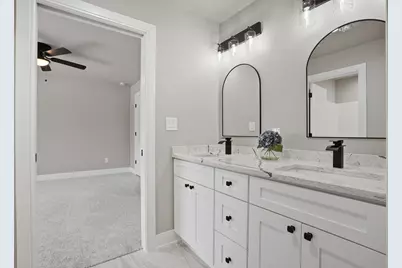 8201 Castle Drive, Munster, IN 46321 - Photo 22