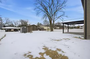 8201 Castle Dr, Munster, IN 46321 - Photo 6