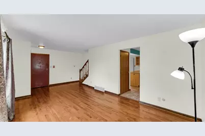 1439 Elm Court #1439, Schererville, IN 46375 - Photo 4