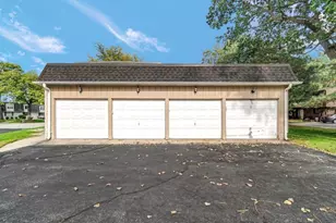 1439 Elm Ct, Schererville, IN 46375 - Photo 16