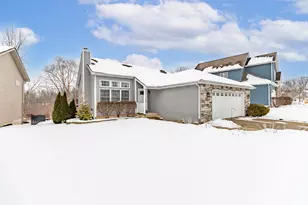 17 Browning Ln, Valparaiso, IN 46383 - Photo 4