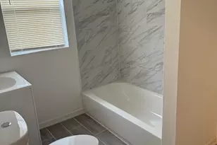 634 Kentucky St, Gary, IN 46402 - Photo 10