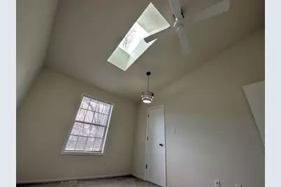 2302 Yorktowne Drive, Valparaiso, IN 46383 - Photo 22