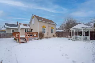 516 E North St, Crown Point, IN 46307 - Photo 16