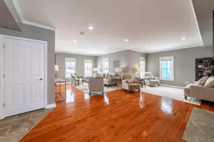 502 E 8th St, Michigan City, IN 46360 - Photo 8