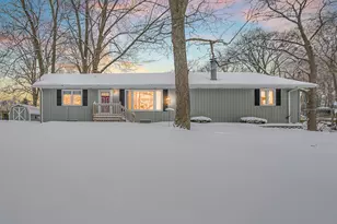 54 Dogwood Dr, La Porte, IN 46350 - Photo 2