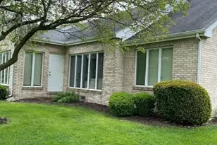3502 Bob White Cir, Valparaiso, IN 46383 - Photo 2