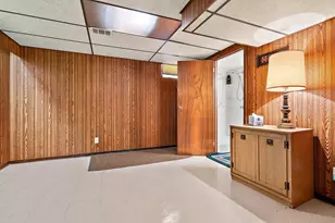 2104 Dunwoody Dr, Valparaiso, IN 46383 - Photo 20