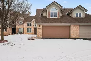 1341 W 94th Ct, Crown Point, IN 46307 - Photo 2