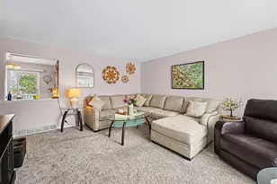7845 Van Buren Ave, Munster, IN 46321 - Photo 8