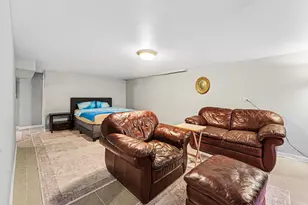 7845 Van Buren Ave, Munster, IN 46321 - Photo 22