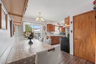 7845 Van Buren Ave, Munster, IN 46321 - Photo 10