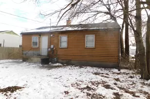 837 Spruce St, Hammond, IN 46324 - Photo 1