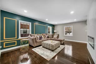 4656 Jefferson Pl, Gary, IN 46408 - Photo 8