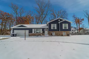 695 Cross Meadows Dr, Valparaiso, IN 46385 - Photo 1