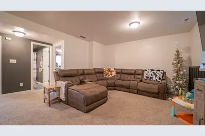 695 Cross Meadows Drive, Valparaiso, IN 46385 - Photo 14