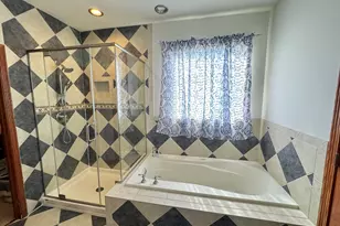 9204 Wright St, Merrillville, IN 46410 - Photo 30