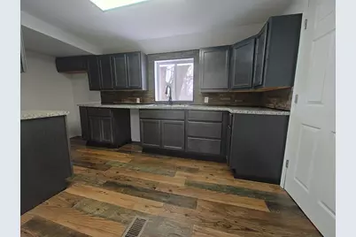 301 N Starke Street, Hamlet, IN 46532 - Photo 4