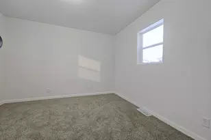 301 N Starke St, Hamlet, IN 46532 - Photo 6