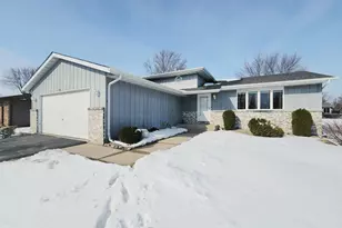 3093 Fairhaven Cir, Crown Point, IN 46307 - Photo 1