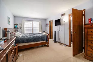 1624 Fox Point Dr, Chesterton, IN 46304 - Photo 10