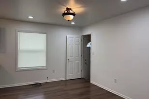 2221 Garfield St, Gary, IN 46404 - Photo 6