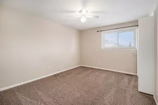 2617 Knollwood Dr, Crown Point, IN 46307 - Photo 10