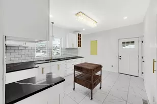 1146 Maryland St, Gary, IN 46407 - Photo 6