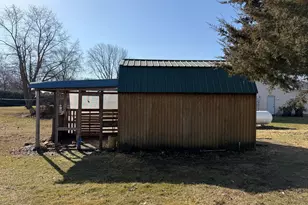 9103 Estates Dr, Demotte, IN 46310 - Photo 10