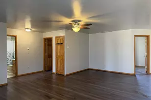 9103 Estates Dr, Demotte, IN 46310 - Photo 12