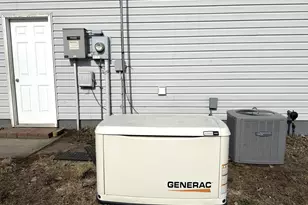 9103 Estates Dr, Demotte, IN 46310 - Photo 4