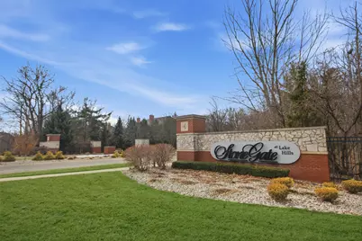 8510 Stonegate Court, Saint John, IN 46373 - Photo 6