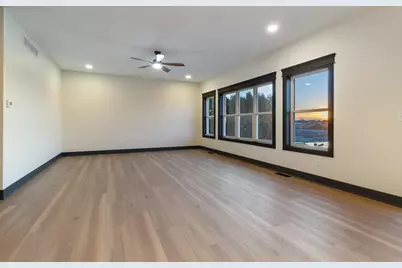 8384 Willowhaven Drive, Saint John, IN 46373 - Photo 24