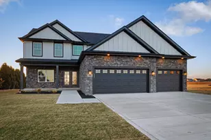 8384 Willow Haven Dr, Saint John, IN 46373 - Photo 2