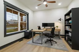 8384 Willow Haven Dr, Saint John, IN 46373 - Photo 4