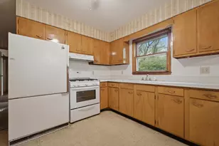 8343 W Pahs Rd, Michigan City, IN 46360 - Photo 8