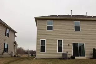 1832 E 110th Ln, Crown Point, IN 46307 - Photo 2