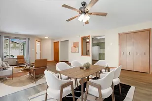 1827 W Ash St, Griffith, IN 46319 - Photo 2