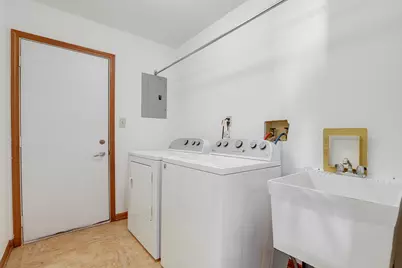 1827 W Ash Street, Griffith, IN 46319 - Photo 10