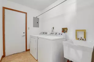 1827 W Ash St, Griffith, IN 46319 - Photo 10