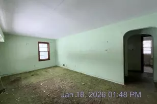 6927 Delaware St, Merrillville, IN 46410 - Photo 4