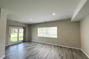 1239 Fox Hollow Dr, Chesterton, IN 46304 - Photo 6