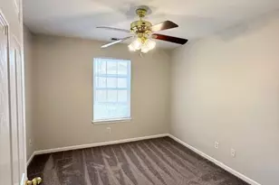 1239 Fox Hollow Dr, Chesterton, IN 46304 - Photo 12