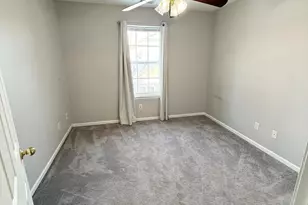 1239 Fox Hollow Dr, Chesterton, IN 46304 - Photo 8