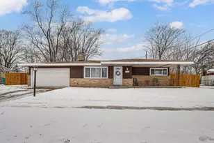 622 E 54th Ave, Merrillville, IN 46410 - Photo 1
