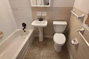 801 N Shelby St, Gary, IN 46403 - Photo 22