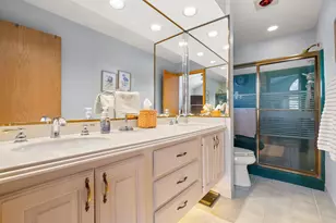 1555 Maumee Dr, Valparaiso, IN 46385 - Photo 14