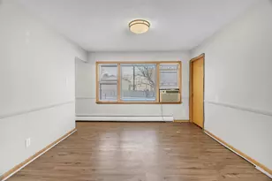 6860 Delaware St, Merrillville, IN 46410 - Photo 10