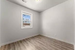 4079 Missouri St, Hobart, IN 46342 - Photo 8